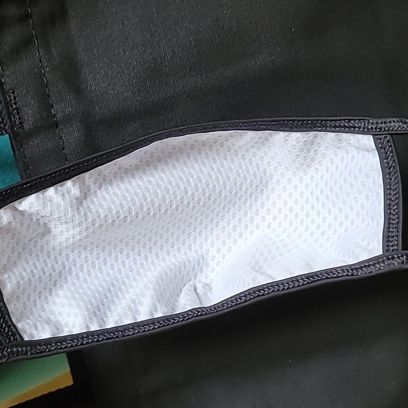 The Friends Experience Atlanta Merch - Picture 4 of 8